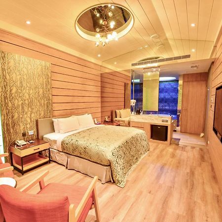 Luv U Motel Гаосюн Екстер'єр фото